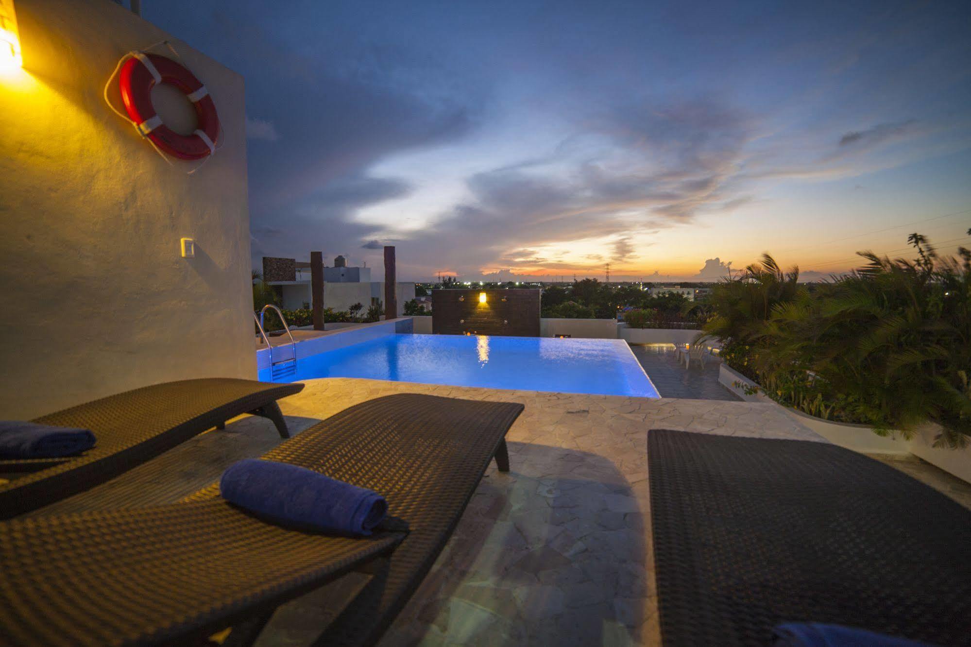 Angelo'S Hotel Playa del Carmen Bagian luar foto