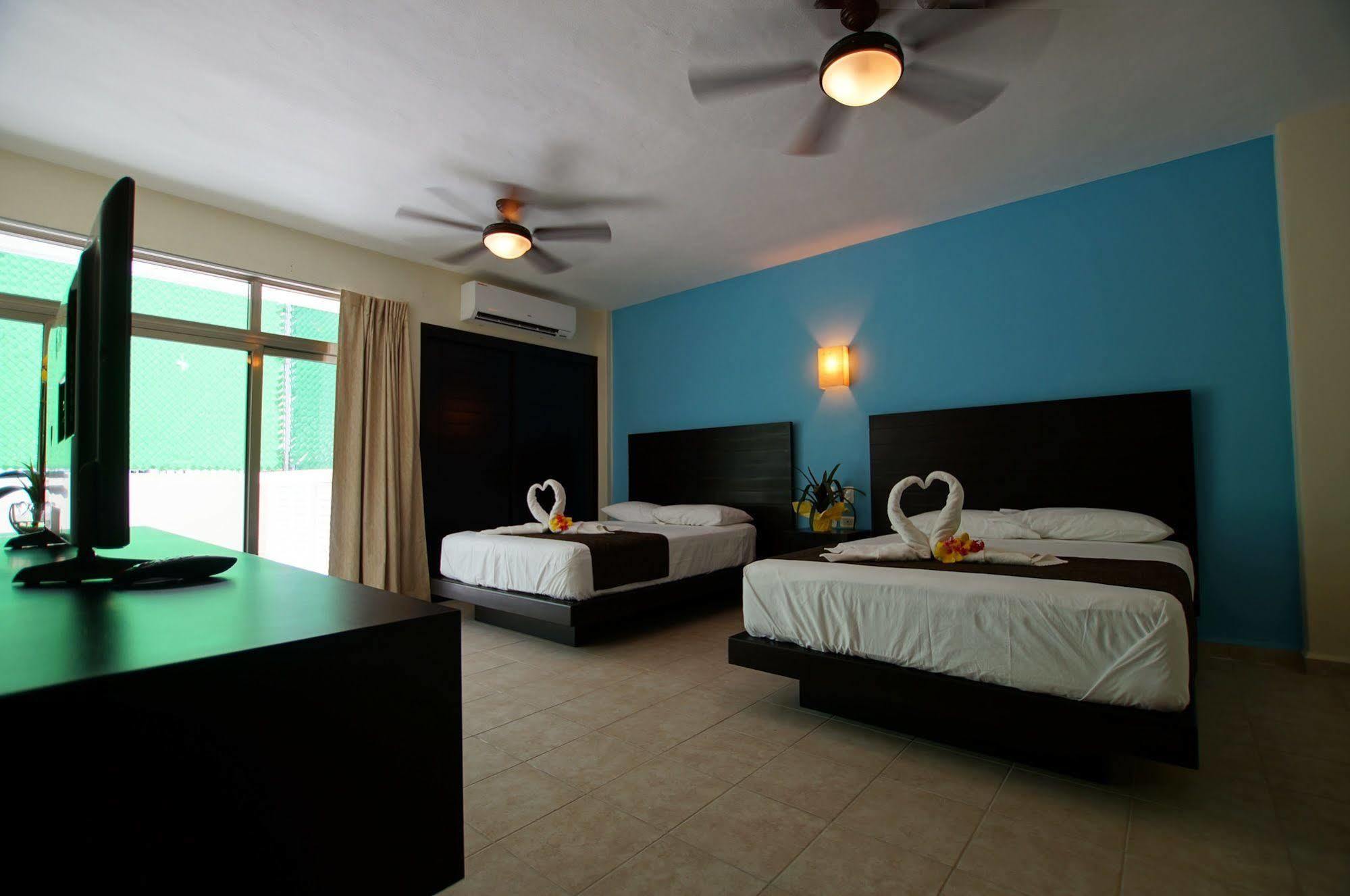 Angelo'S Hotel Playa del Carmen Bagian luar foto