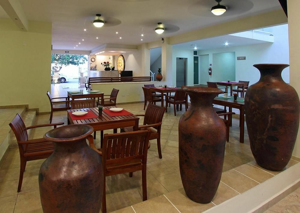 Angelo'S Hotel Playa del Carmen Bagian luar foto